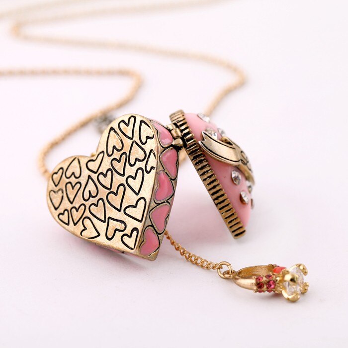 Women's Vintage Pink Heart Locket Necklace